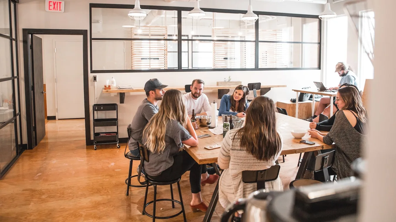 The Evolution of Workplace Culture - pg模拟器